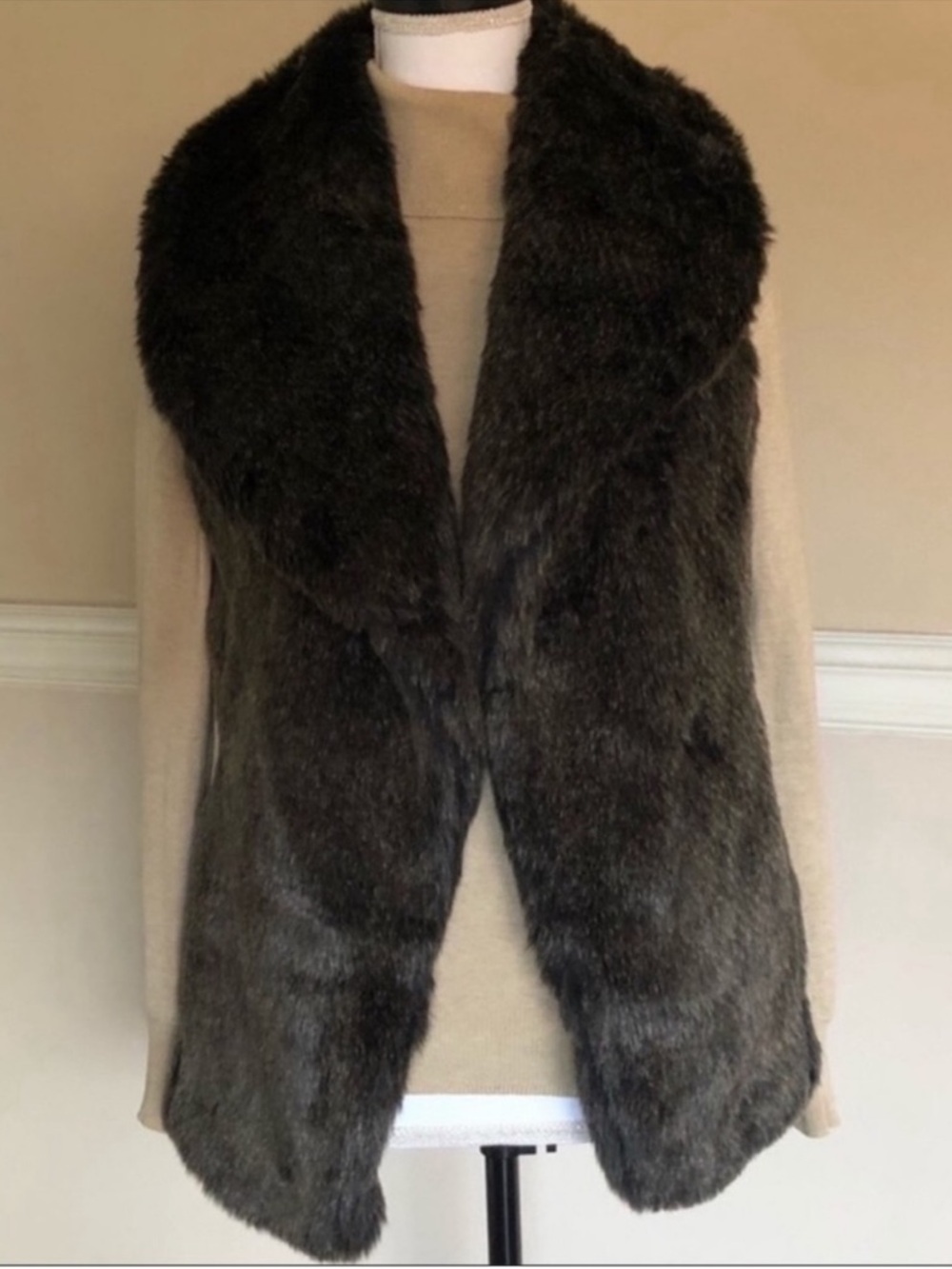 Club Monaco Dark Brown Faux Fur Vest